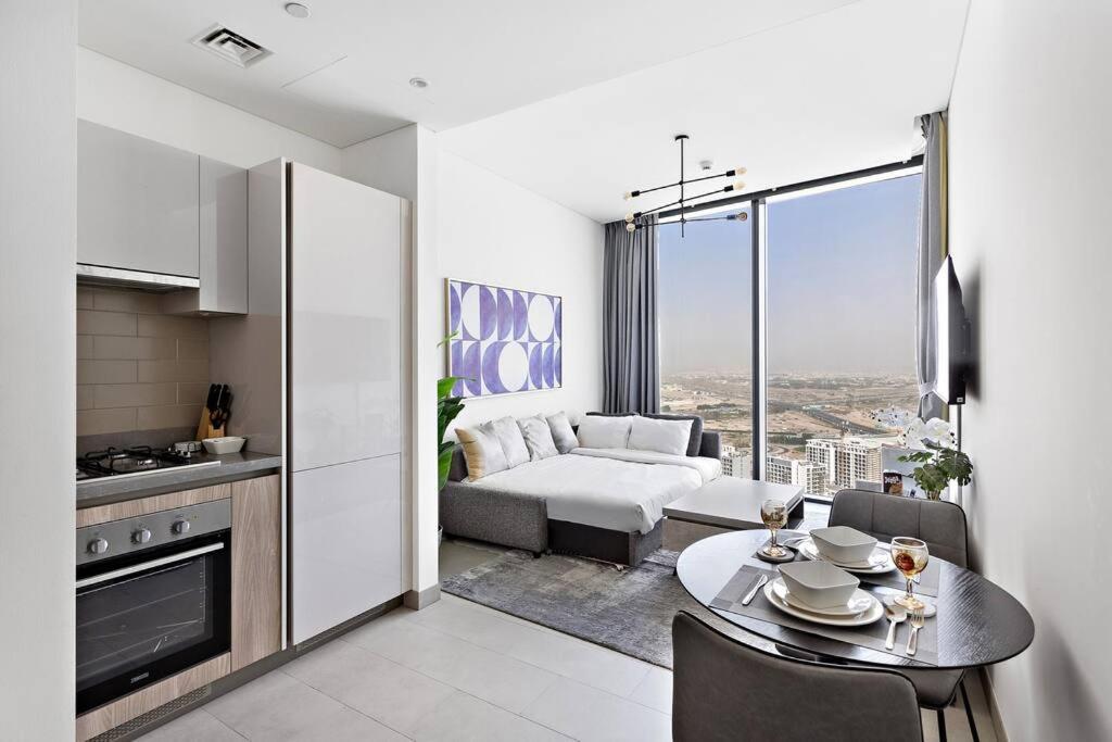 First Class 1br Rustic With Modern Comfort Dubai